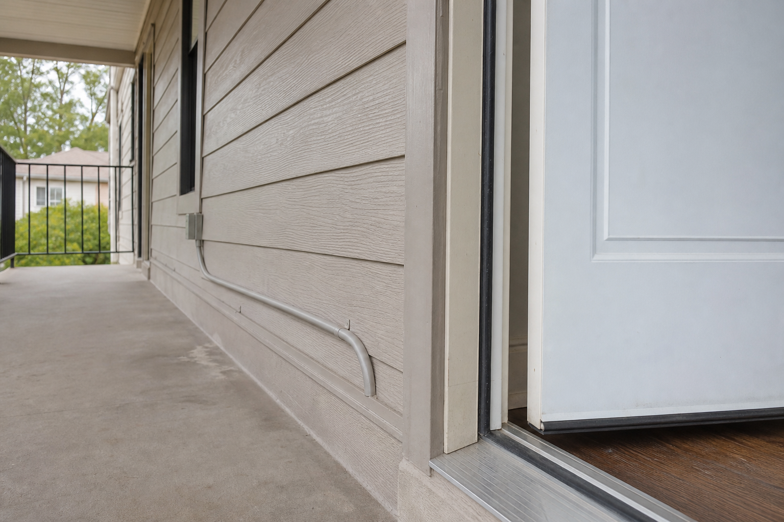 Apartment Pest Control in Boiling Springs, SC: Coordinating a Unit Service Request